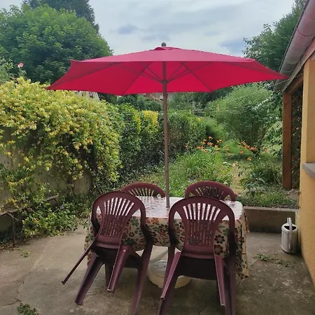 Сasa de vacaciones Cour Et Jardin Revin (Ardennes)