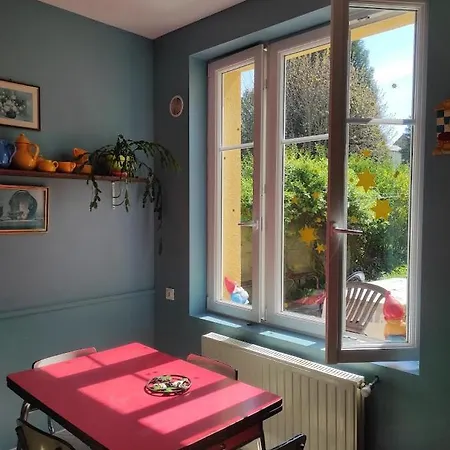 Cour Et Jardin *