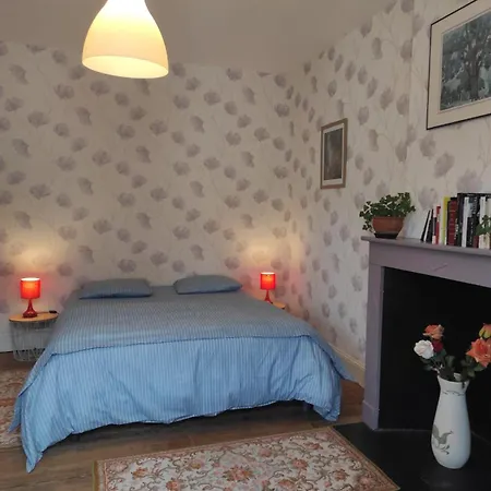 Holiday home Cour Et Jardin *