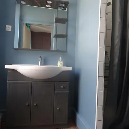 Дом отдыха Cour Et Jardin Revin (Ardennes)