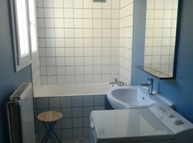 Holiday home Cour Et Jardin *